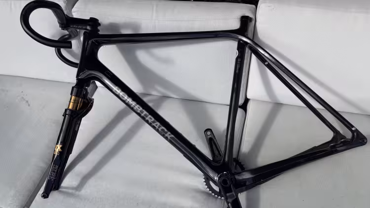 Bombtrack Hook Ext Carbon