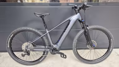 Cube Reaction Hybrid Pro 800