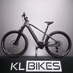 Cube Reaction Hybrid SLT 750