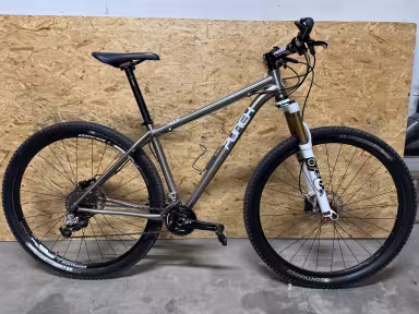 Punch Mountainbike Titan Hook 17"