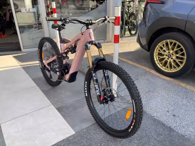 Moustache Game 150.8