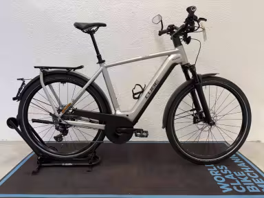 Cube Kathmandu Hybrid