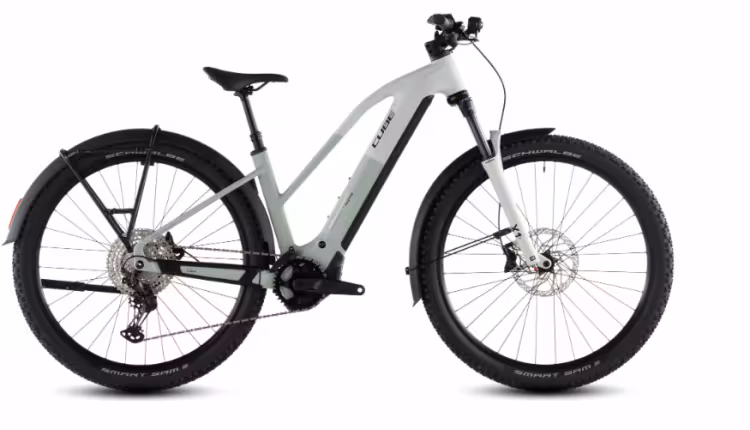 Cube  Reaction Hybrid Pro 800 FE