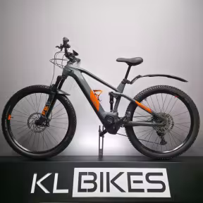 Cube Stereo Hybrid Race