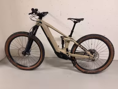 Cube Stereo Hybrid 140 HPC Race 625