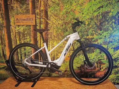 KTM Macina Cross 720