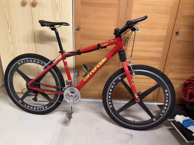 Cannondale F2000