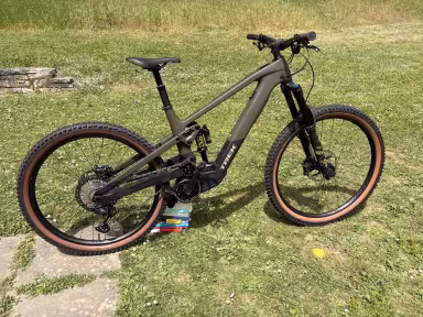 TREK Slash 9.7