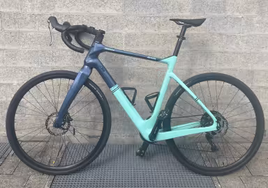 Bianchi Arcadex Carbon Grx 810