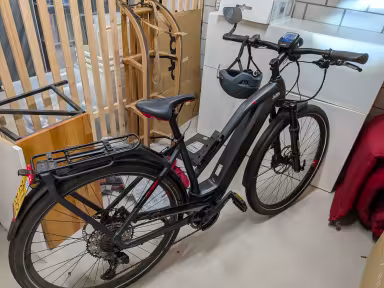 Cube Kathmandu Hybrid  45Kmh Trapez