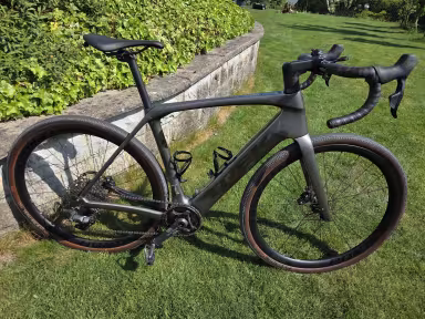 TREK Domane+ Slr6 Axs