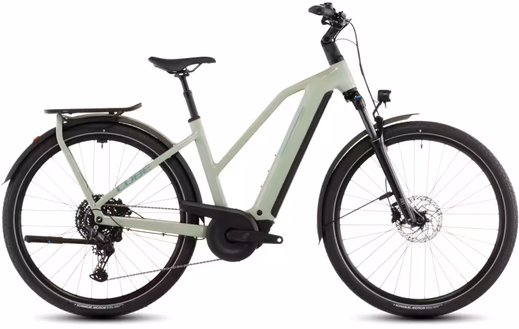 Cube  Kathmandu Hybrid ONE 800