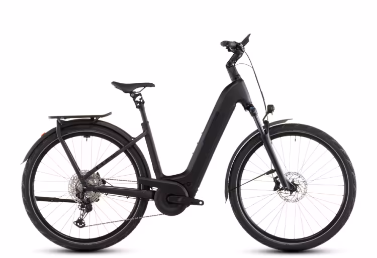 Cube  Kathmandu Hybrid Pro 800
