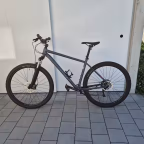 SPECIALIZED ROCKHOPPER 29