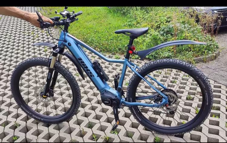 Bixs Marioposa 32