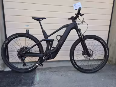 Cube Stero Hybrid