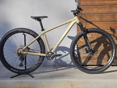 Bixs CORE 300 C2