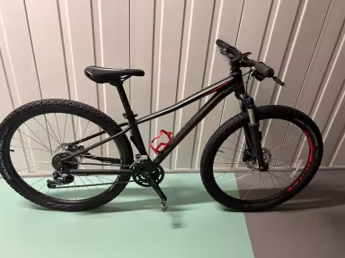 SPECIALIZED Rockhopper