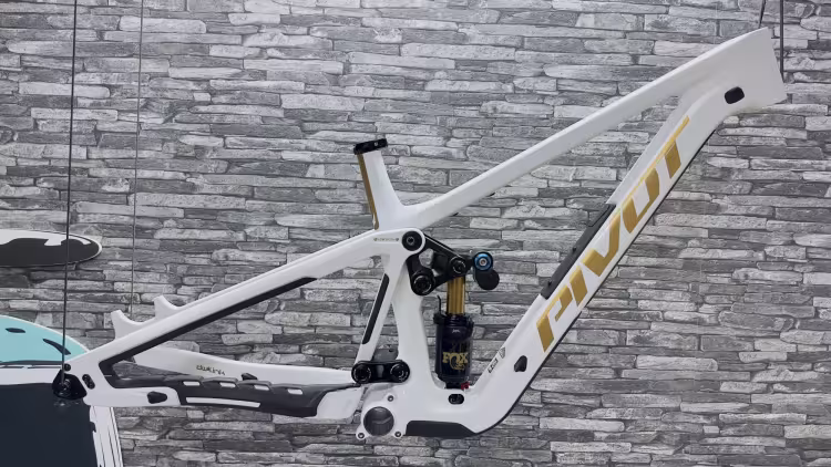 Pivot Frameset Firebird V5 Gr. L