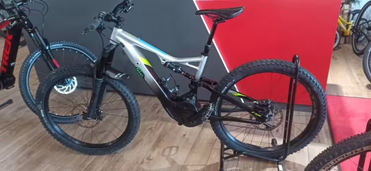 SPECIALIZED Men's Turbo Levo Fsr Comp 6Fattie/29