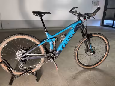 TREK Rail9