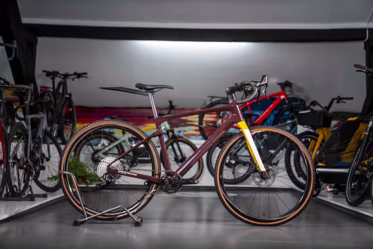 BMC URS 01 THREE
