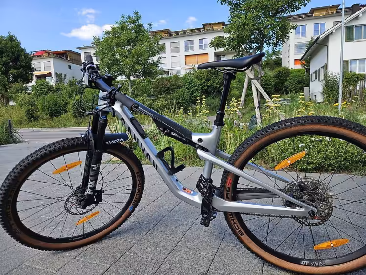 Canyon Lux Cf 6