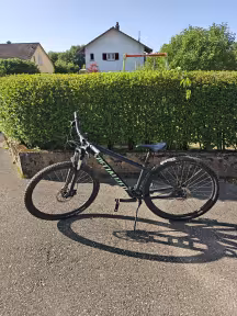 SPECIALIZED Rockhopper