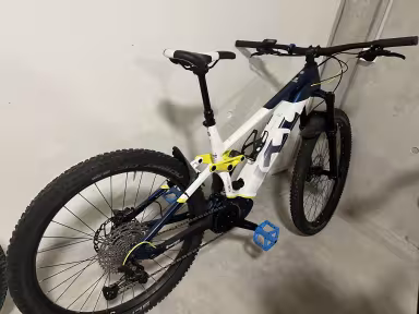 Husqvarna Mountain Cross MC5