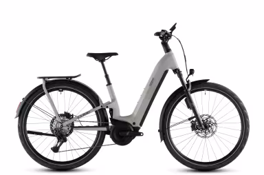 Cube  Kathmandu Hybrid ONE11 HPC SLT 800