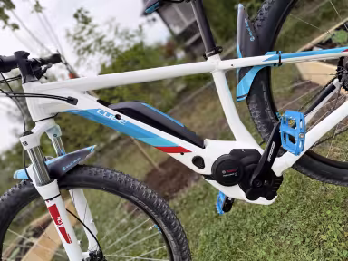 Cube Acces Hybrid Race 500