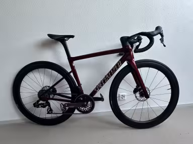 SPECIALIZED Tarmac SL8 Pro – SRAM Force eTap AXS