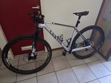 Canyon Exceed Cf 6