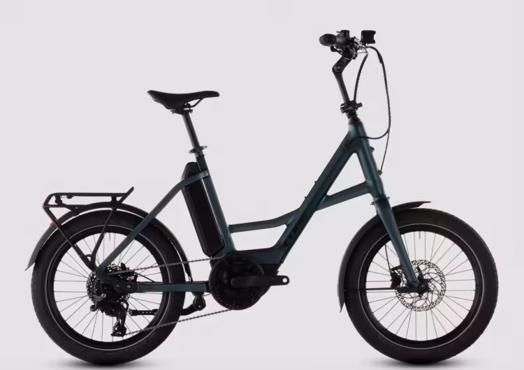 Cube  Compact Hybrid 545
