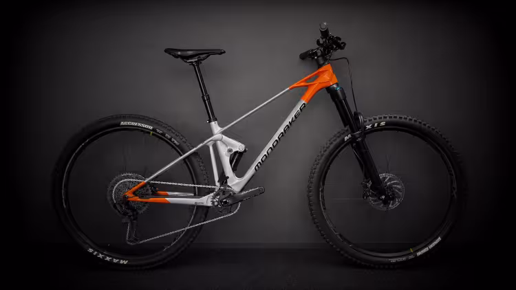 Mondraker Raze Carbon R