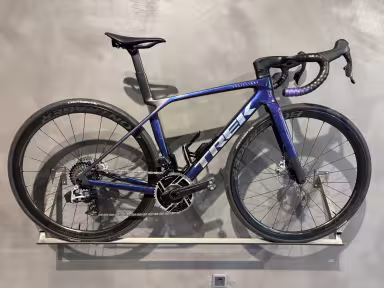 TREK Madone SLR 9 AXS Gen 8