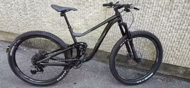 Giant Trance 3