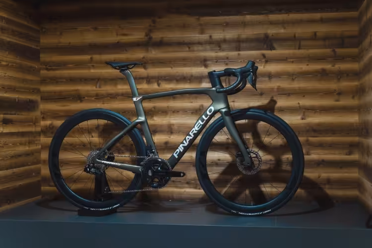 Pinarello F5 105 Di2