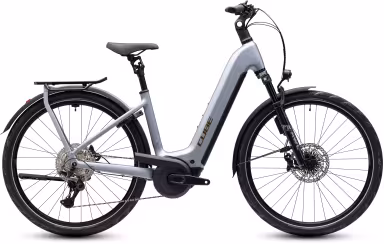 Cube Kathmandu Hybrid EXC 800
