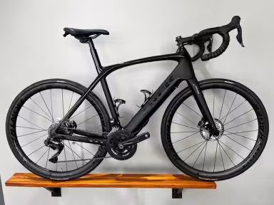 TREK Domane+