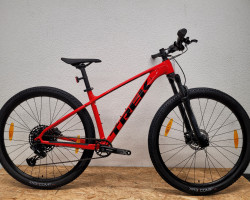 Acquista TREK X Caliber 8 Velo o Bike - nuovo e usato - velocorner