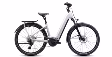 Cube Kathmandu Hybrid ONE 800