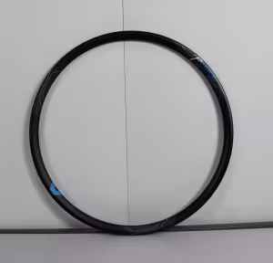 GIANT Carbon Rim XCR 1C 650B x 28H