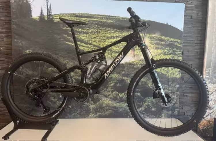 AMFLOW Px Carbon