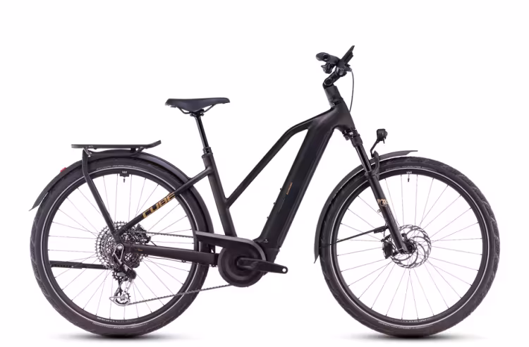 Cube Kathmandu Hybrid SLT 800