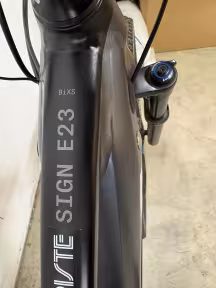 Bixs Sign E23