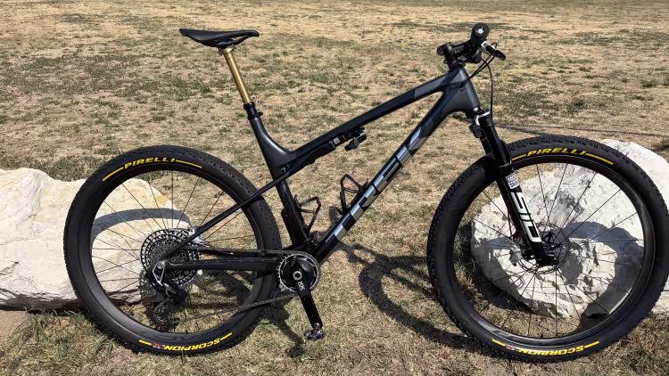 TREK Supercaliber SLR 9.9 XX Flight Attendant Gen 2