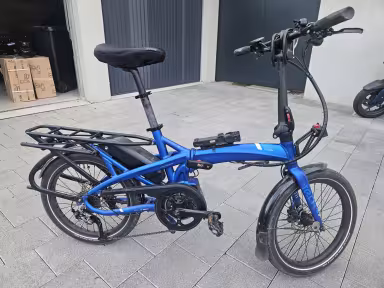 TERN Vektron Q9