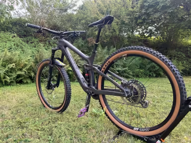 TREK Slash 9.8