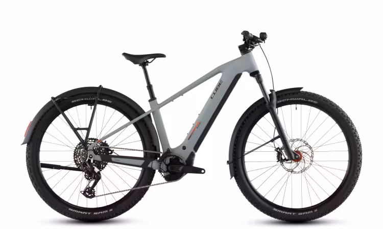 Cube Reaction Hybrid Race 800 FE